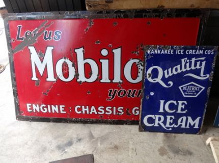 Shipshewana Indiana-Antique Auction- Mobilo Sign