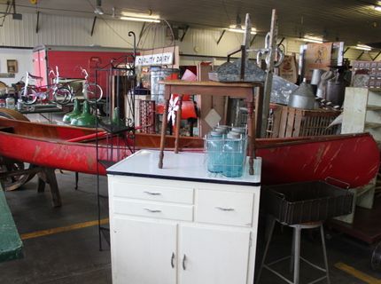 Sell at the Shisphewana Miscellaneous and Antique Auction in Shipshewana Indiana