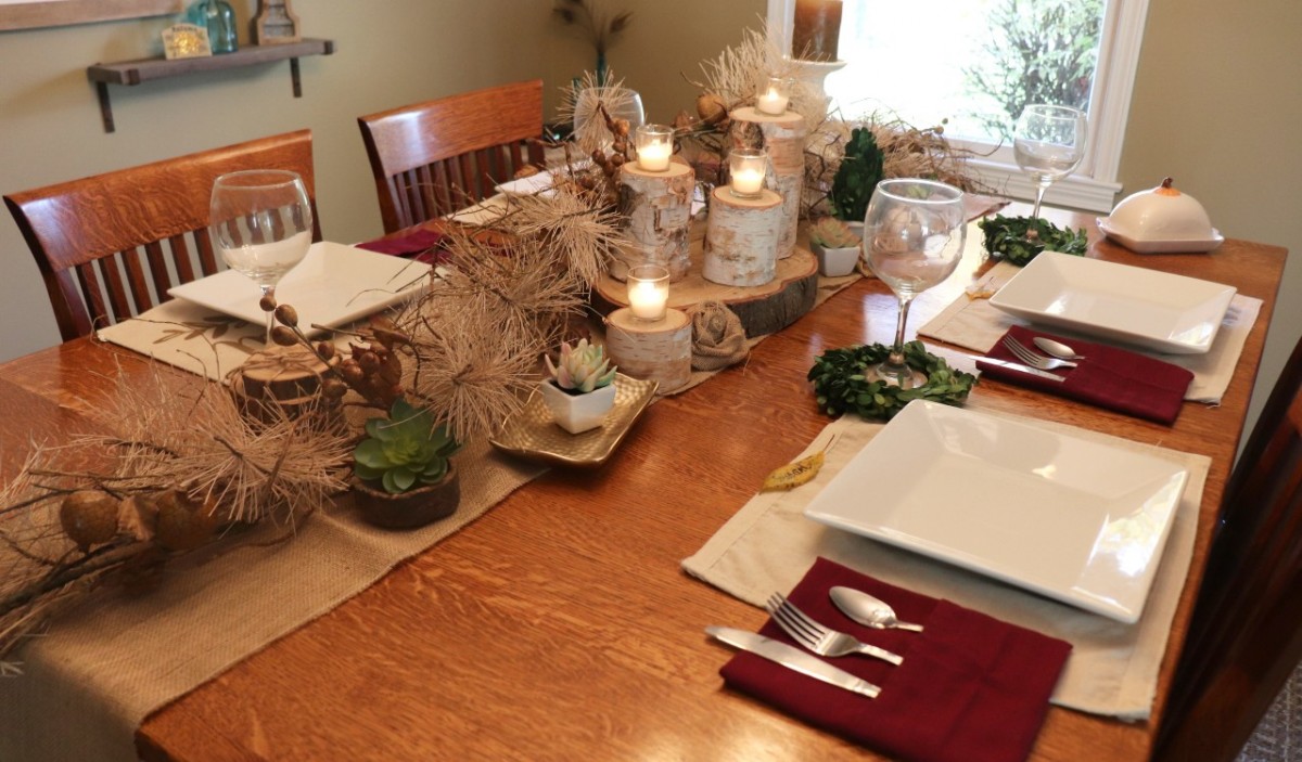 5 Elements of a Woodsy Thanksgiving Tablescape