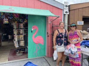 mother daughter shoppers at shipshewana flea market